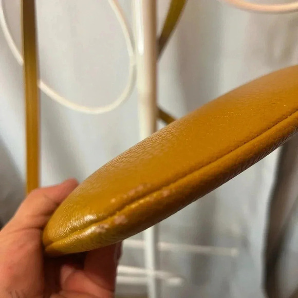 Lauren Ralph Lauren Mustard Pebbled Leather Crossbody Gold Hardware - Picture 8 of 12